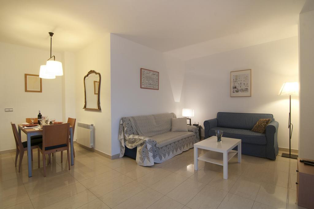 Hola! - Sitges By The Beach ภายนอก รูปภาพ