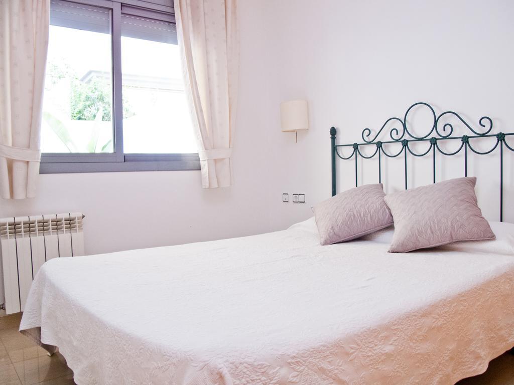 Hola! - Sitges By The Beach ภายนอก รูปภาพ