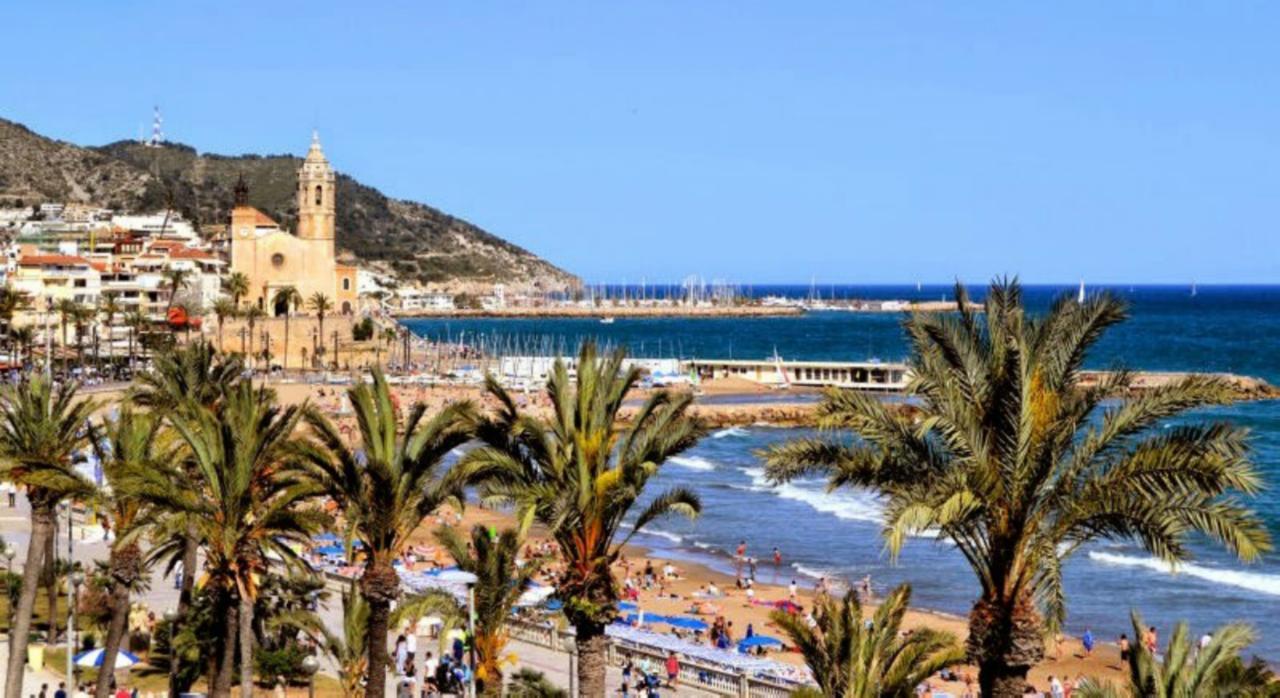 Hola! - Sitges By The Beach ภายนอก รูปภาพ